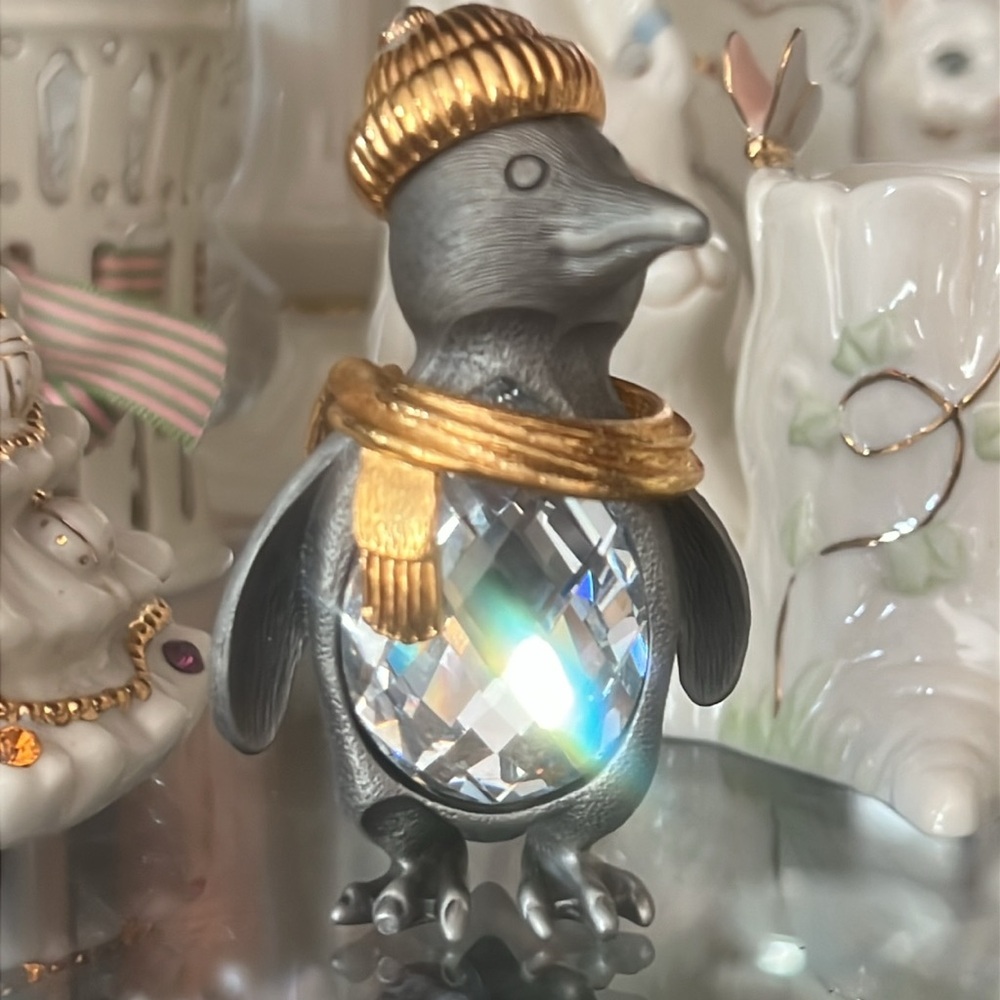 Swarovski Crystal Gold Trimlite Strass Suite Medium 3“ Pewter Penguin Figurine
